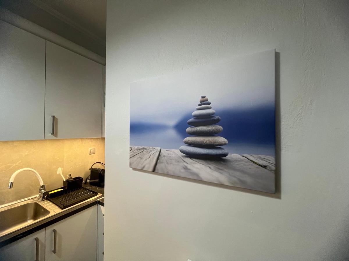 Serres City Center Modern Apartment Bagian luar foto