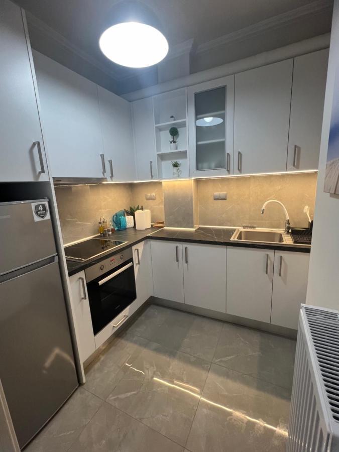 Serres City Center Modern Apartment Bagian luar foto