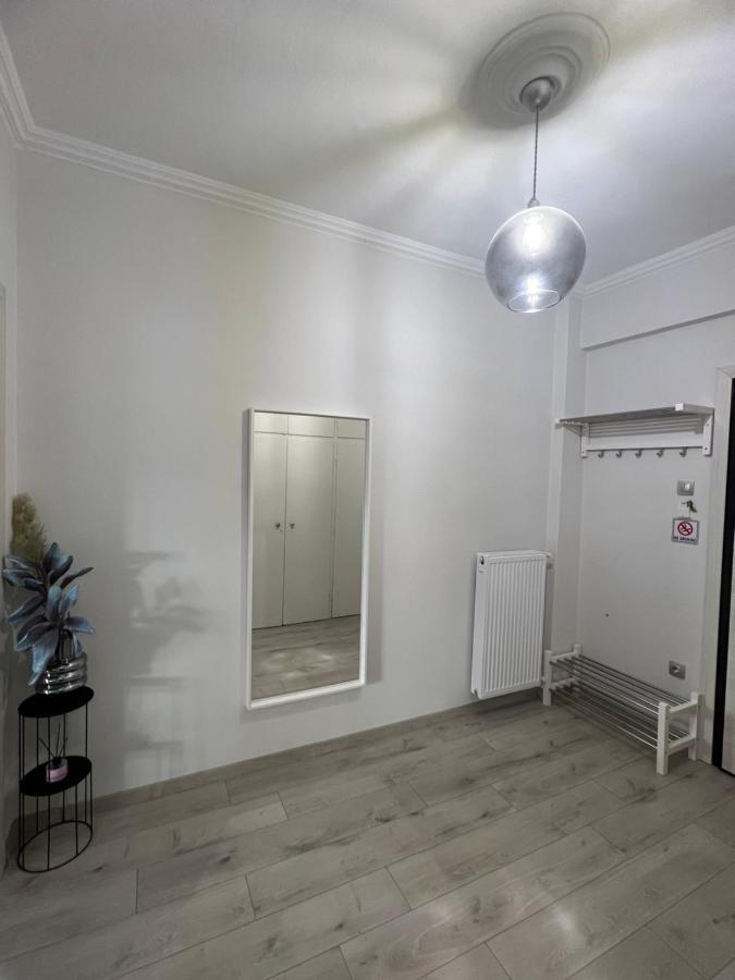 Serres City Center Modern Apartment Bagian luar foto
